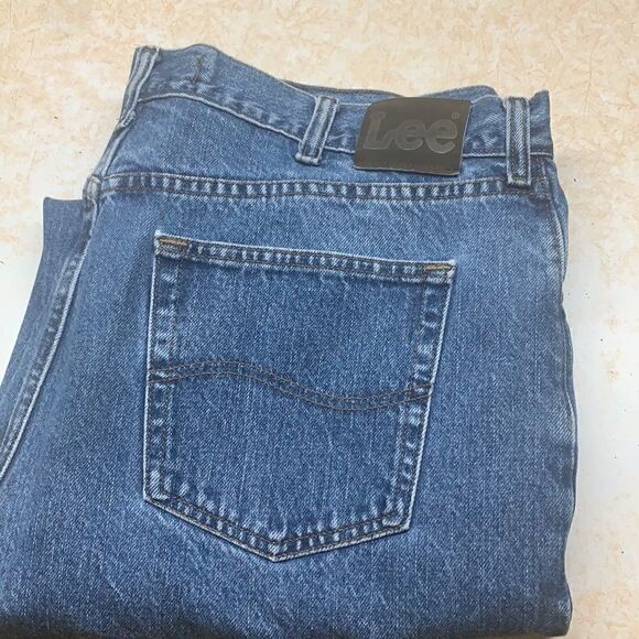 Lee Reg Fit/Straight Leg Jeans Sz 38/34 - Picture 2 of 5